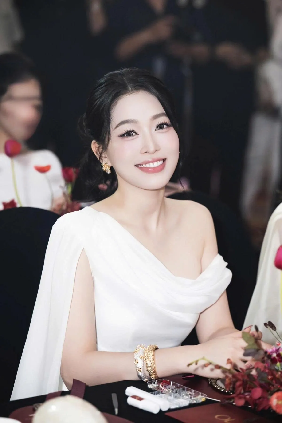 Nhạc sĩ Nguyễn Văn Chung đỗ đại học ở tuổi 42, nhạc sĩ Đỗ Bảo lên chức - Ảnh 4.