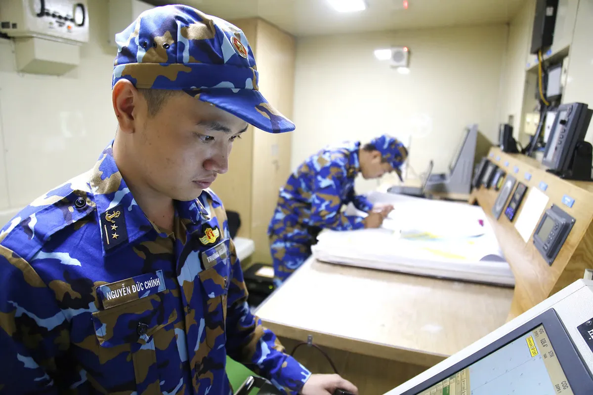 Hải quân Việt Nam và Trung Quốc hoàn thành Tuần tra liên hợp lần thứ 39 trên Vịnh Bắc Bộ - Ảnh 2.