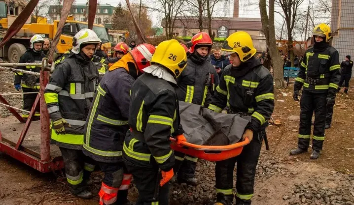 Ukraine tuyên bố giữ vững các tuyến phòng thủ tại thành phố chiến lược ở Kharkov- Ảnh 1. Ukraine tuyên bố giữ vững các tuyến phòng thủ tại thành phố chiến lược ở Kharkov- Ảnh 1.