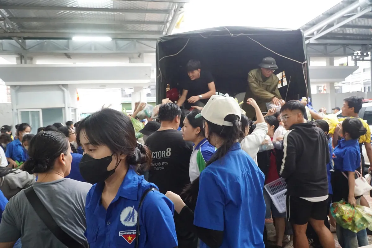 Tuyệt đối kh&ocirc;ng để xảy ra ti&ecirc;u cực trong sử dụng h&agrave;ng dự trữ hỗ trợ miền Trung- Ảnh 3.