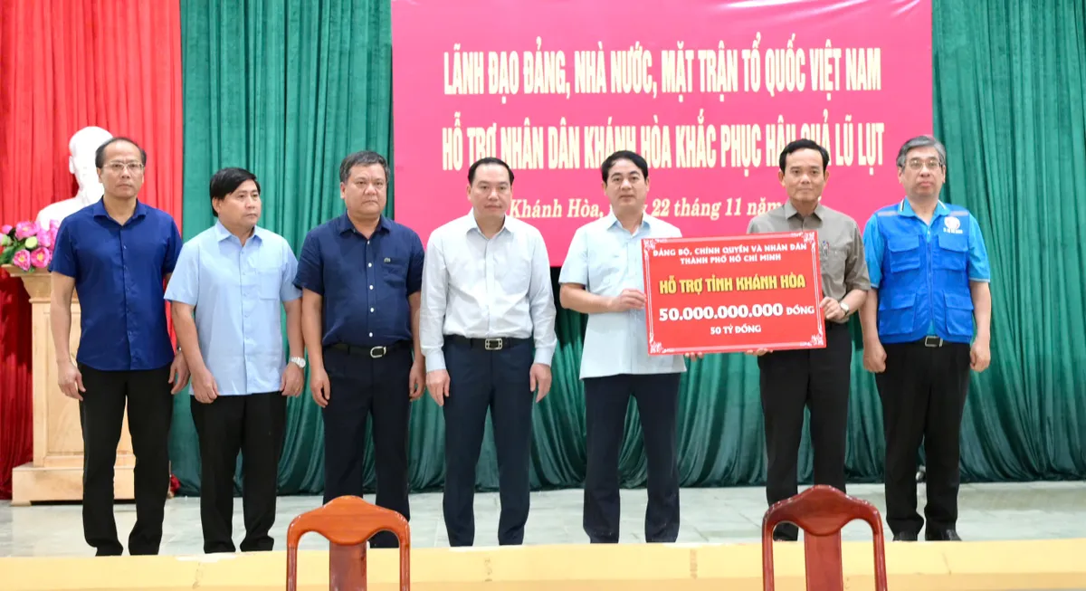 TP Hồ Chí Minh kích hoạt đồng loạt tất cả các biện pháp để chi viện cho Khánh Hòa- Ảnh 3.