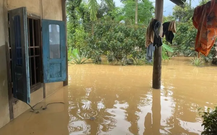 Mưa lớn kéo dài trong những ngày qua đã gây ngập lụt nghiêm trọng tại nhiều địa phương của tỉnh Đắk Lắk.