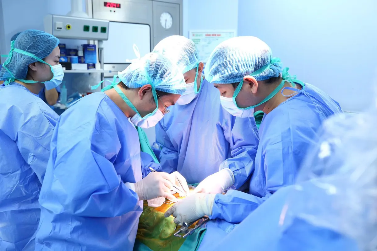 Bệnh viện Trung ương Quân đội 108: Hai ca ghép đa tạng liên tiếp trong 2 tuần từ người hiến chết não- Ảnh 1.