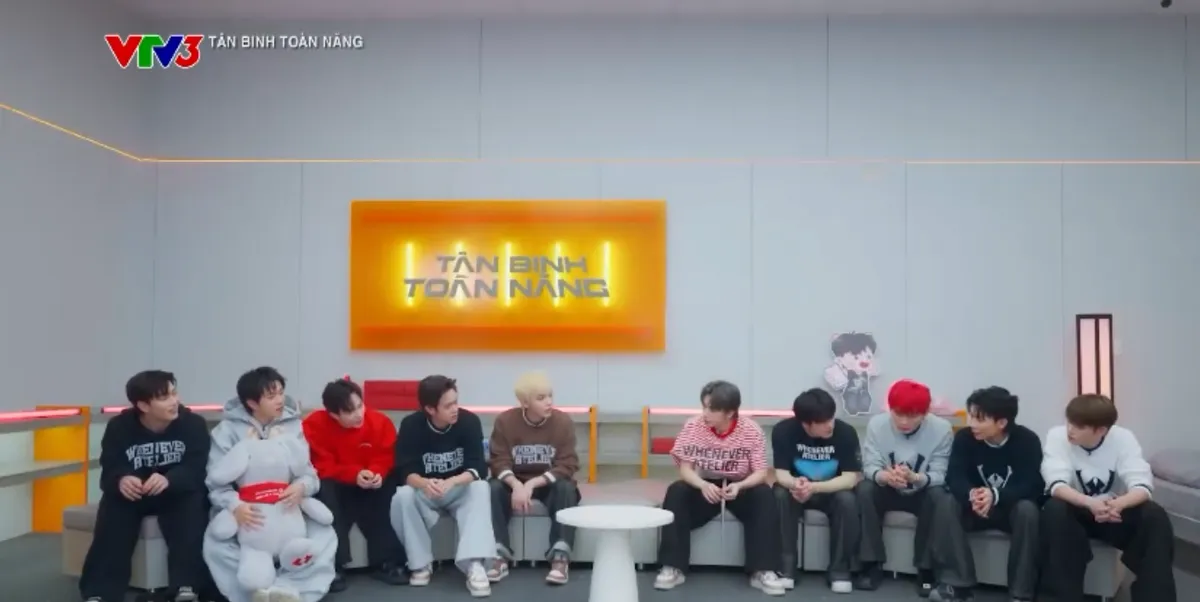 Khán giả "bắt lỗi" Top 10 Tân binh toàn năng - Ảnh 1.