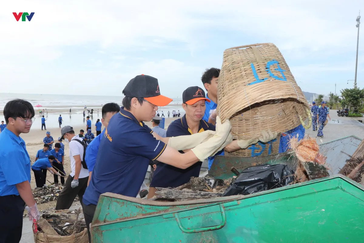 Vũng T&agrave;u tổng lực dọn sạch r&aacute;c đại dương, cứu B&atilde;i Sau khỏi &ocirc; nhiễm  - Ảnh 4.