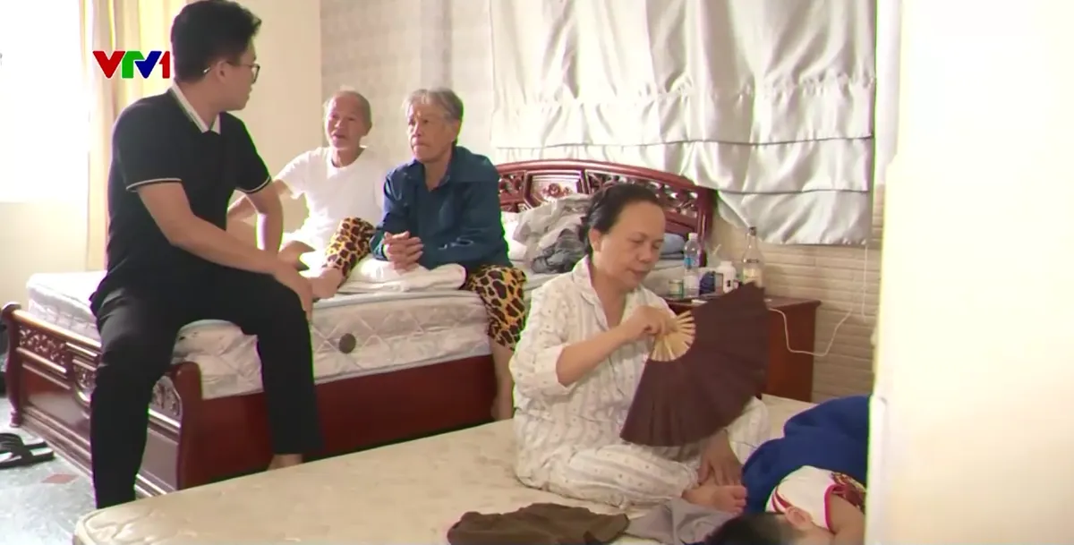 Sẻ chia chỗ ở cho người dân chạy lũ tại Khánh Hòa- Ảnh 1. Sẻ chia chỗ ở cho người dân chạy lũ tại Khánh Hòa- Ảnh 1.