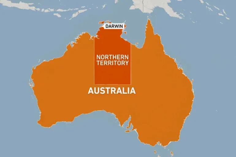 Bão Fina mang theo mưa to gió lớn, tàn phá Bắc Australia - Ảnh 1.