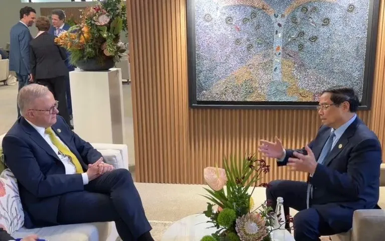 Thủ tướng Phạm Minh Chính và Thủ tướng Australia Anthony Albanese - Ảnh: VGP