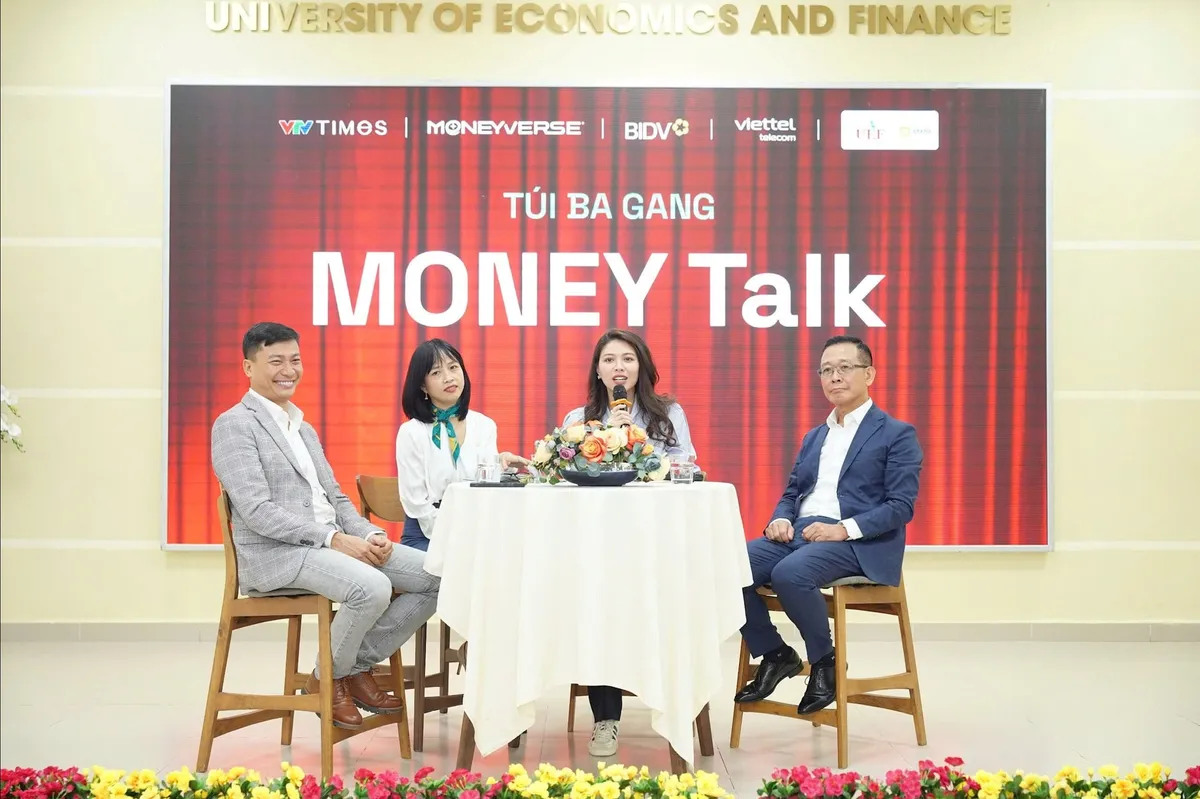 Kết th&uacute;c h&agrave;nh tr&igrave;nh, bắt đầu sự nghiệp: Top 10 The Moneyverse "c&aacute;n đ&iacute;ch" tại BIDV - Ảnh 4.