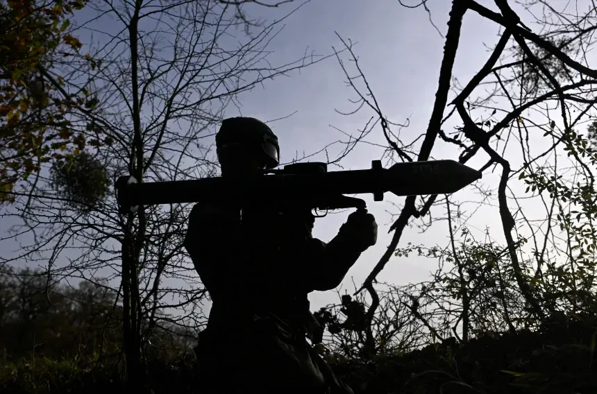 Đức thúc đẩy dự luật nghĩa vụ quân sự mới để tăng sức mạnh quân đội - Ảnh 1.