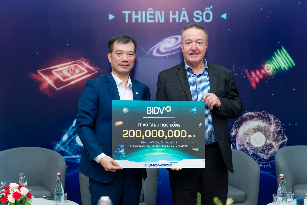 Kết th&uacute;c h&agrave;nh tr&igrave;nh, bắt đầu sự nghiệp: Top 10 The Moneyverse "c&aacute;n đ&iacute;ch" tại BIDV - Ảnh 5.