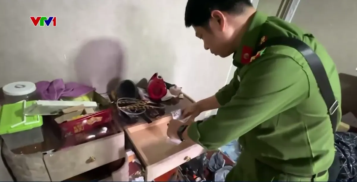 Bắt nhóm tàng trữ ma túy dùng súng bắn trả lực lượng công an - Ảnh 1.