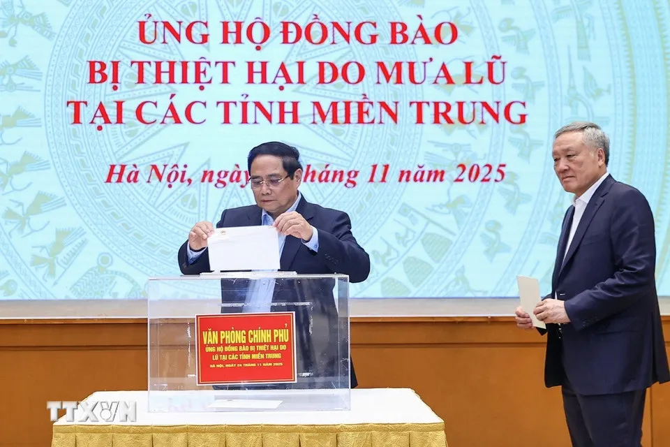 Thủ tướng: Nhanh chóng ban hành Nghị quyết khẩn trương khắc phục hậu quả thiên tai- Ảnh 4. Thủ tướng: Nhanh chóng ban hành Nghị quyết khẩn trương khắc phục hậu quả thiên tai- Ảnh 4.