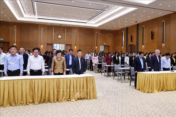 Thủ tướng: Nhanh chóng ban hành Nghị quyết khẩn trương khắc phục hậu quả thiên tai- Ảnh 2. Thủ tướng: Nhanh chóng ban hành Nghị quyết khẩn trương khắc phục hậu quả thiên tai- Ảnh 2.