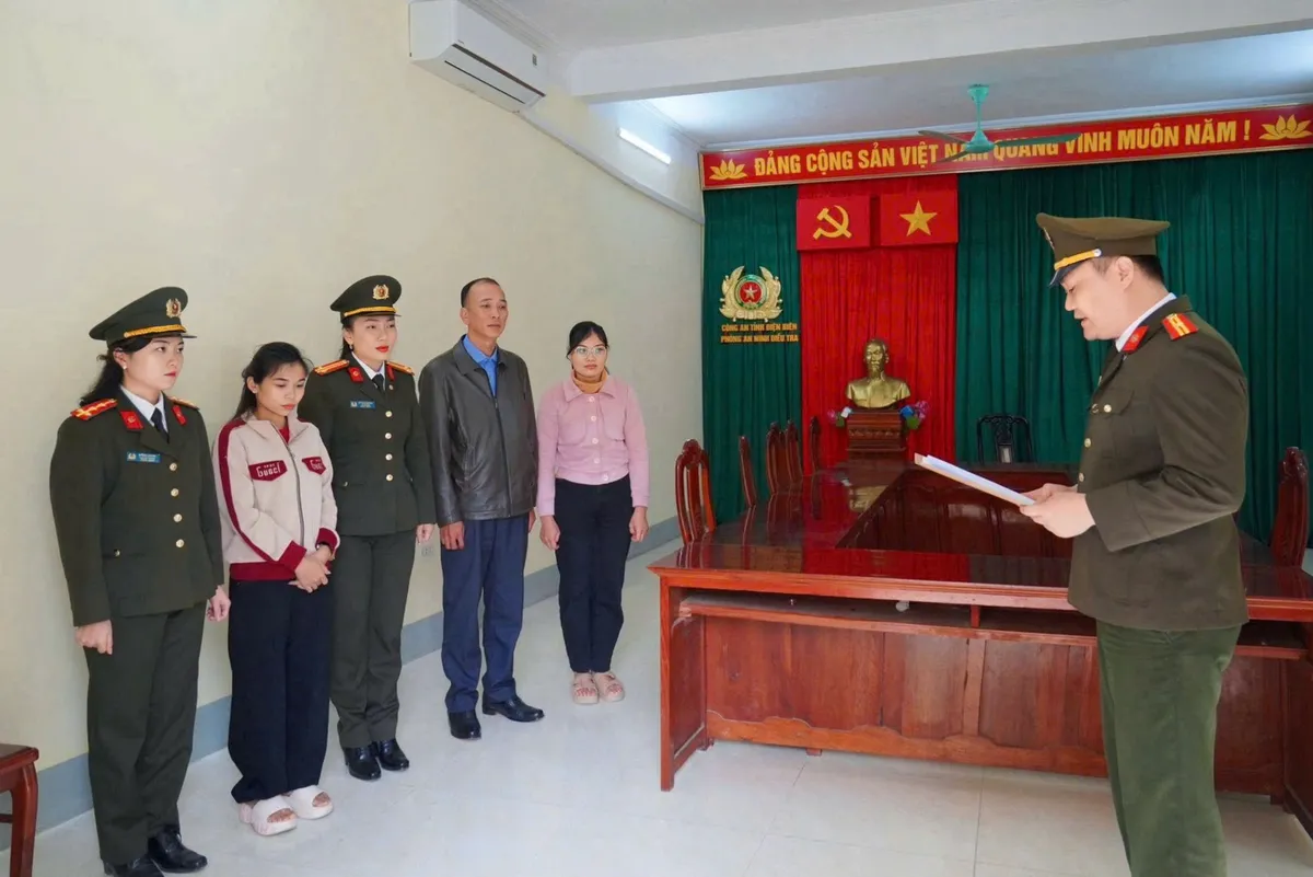 Điện Biên: Bắt giữ đối tượng lừa đảo chiếm đoạt hơn 350 triệu đồng- Ảnh 1.