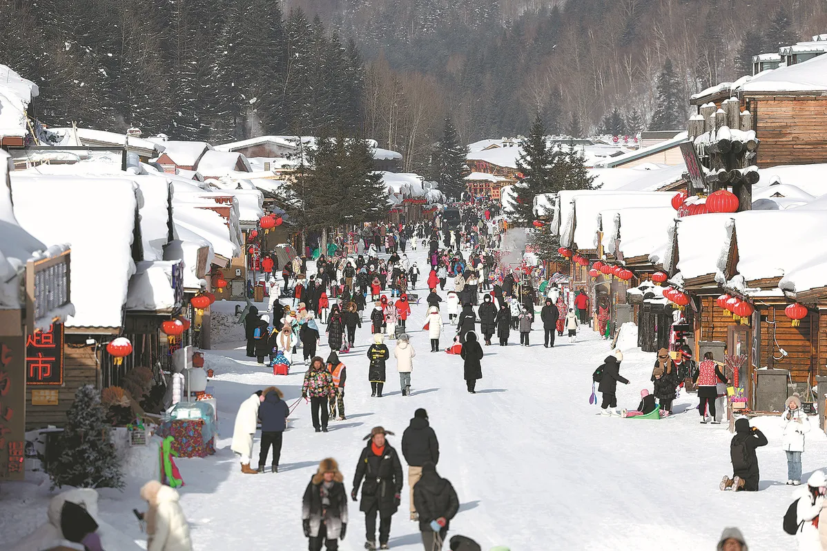Thị trấn tuyết của Trung Quốc chính thức mở cửa đón khách- Ảnh 1. Thị trấn tuyết của Trung Quốc chính thức mở cửa đón khách- Ảnh 1.