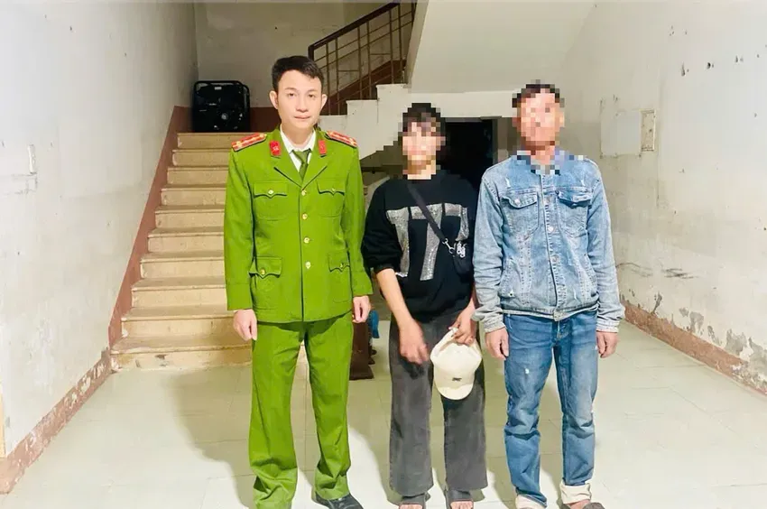 Thiếu nữ 17 tuổi đạp xe trên cao tốc để gặp người quen qua mạng - Ảnh 1.