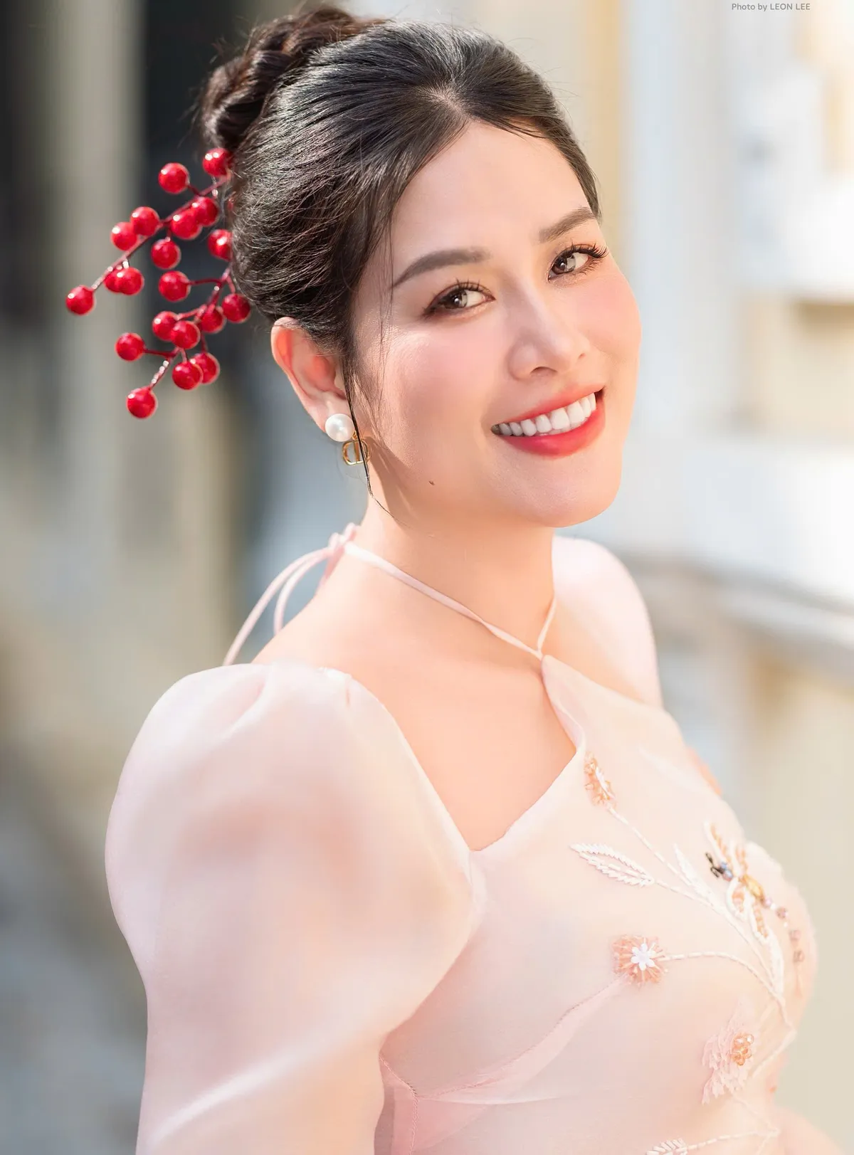 Gặp lại “Nguyệt thảo mai” ở loạt phim điện ảnh mới - Ảnh 4.