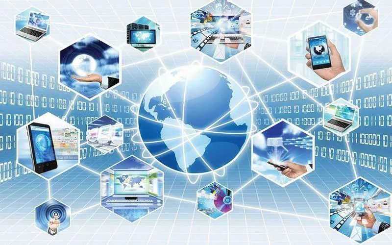 API giống như "cánh cửa" giúp hệ thống này kiểm tra thông tin từ hệ thống khác mà không cần người dân mang theo giấy tờ hay xin xác nhận thủ công.