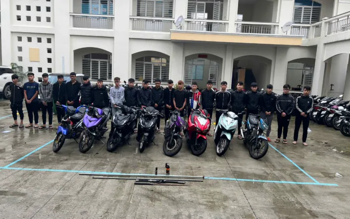 Nhóm 21 đối tượng liên quan bị triệu tập làm việc, trong đó có 14 đối tượng bị khởi tố. Ảnh: Công an Đà Nẵng