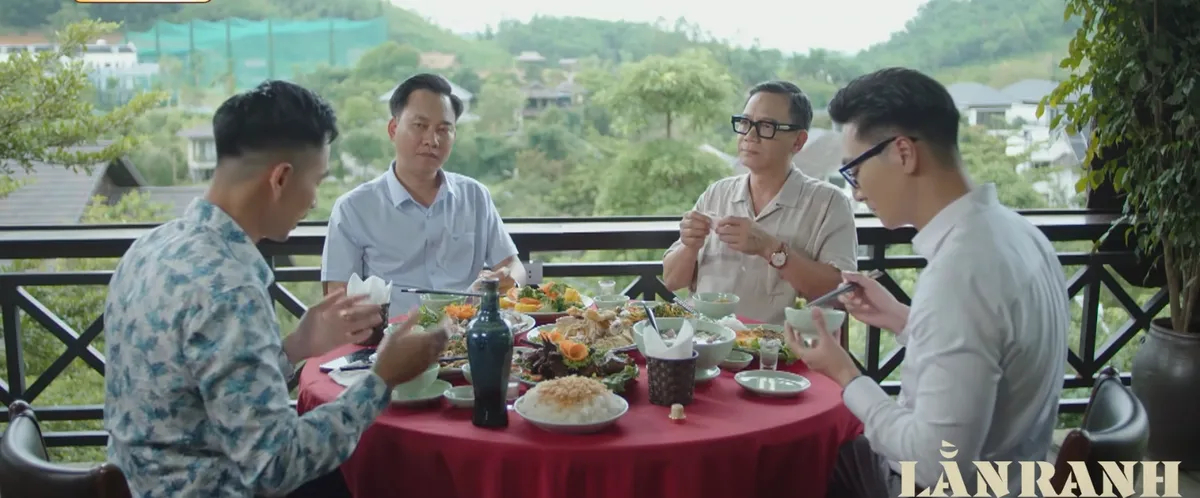 Lằn ranh - Tập 18: Triển giúp Thiệu tiếp cận Chủ tịch tỉnh - Ảnh 1.