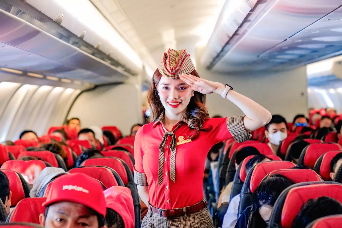 Triệu v&eacute; 0 đồng, ưu đ&atilde;i v&eacute; Tết v&agrave; h&agrave;ng ng&agrave;n qu&agrave; tặng hấp dẫn tại Vietjet Mega Livestream 27/11 - Ảnh 3.