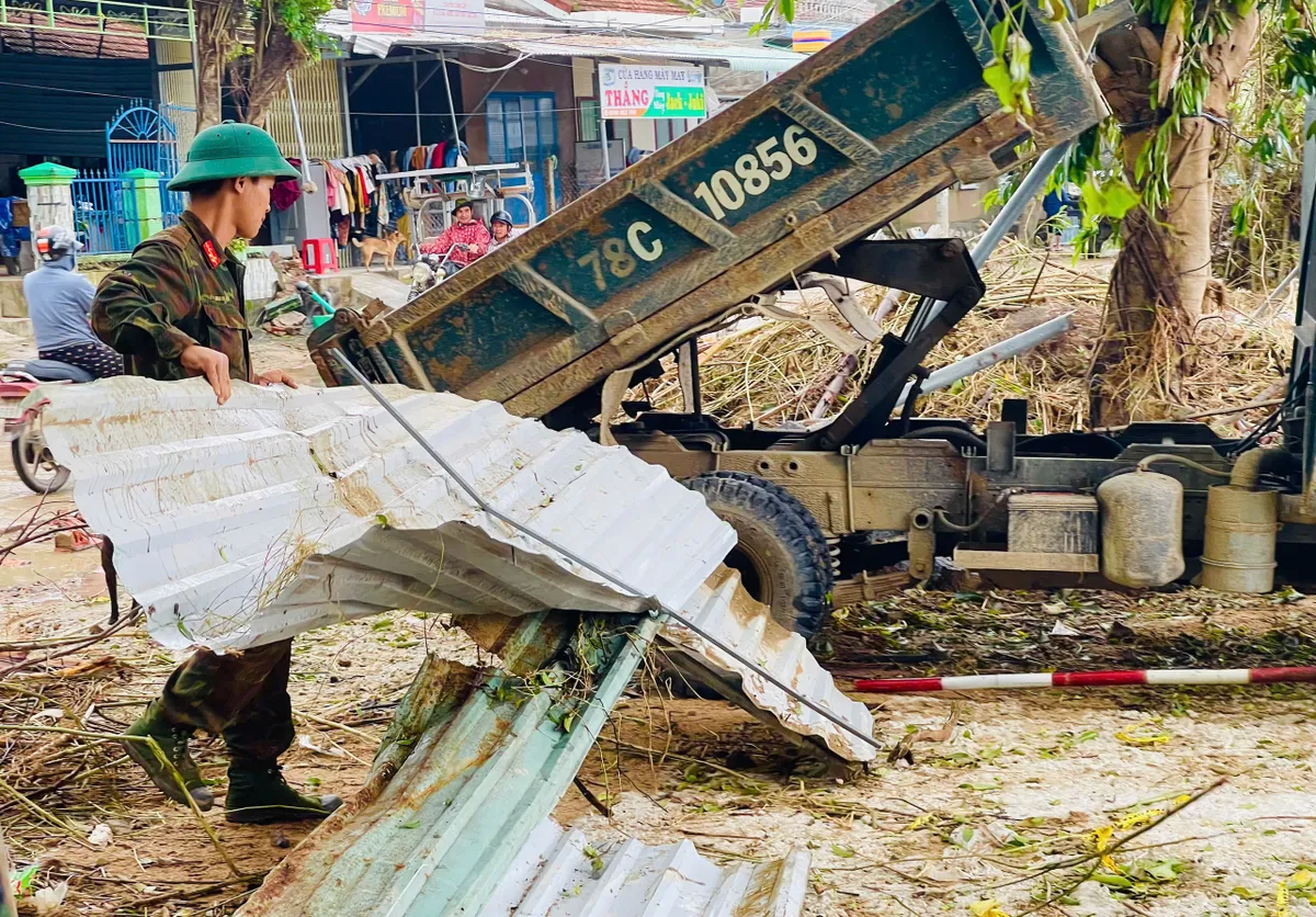 Chỗ dựa vững chắc của đồng bào lúc gian khó - Ảnh 3.