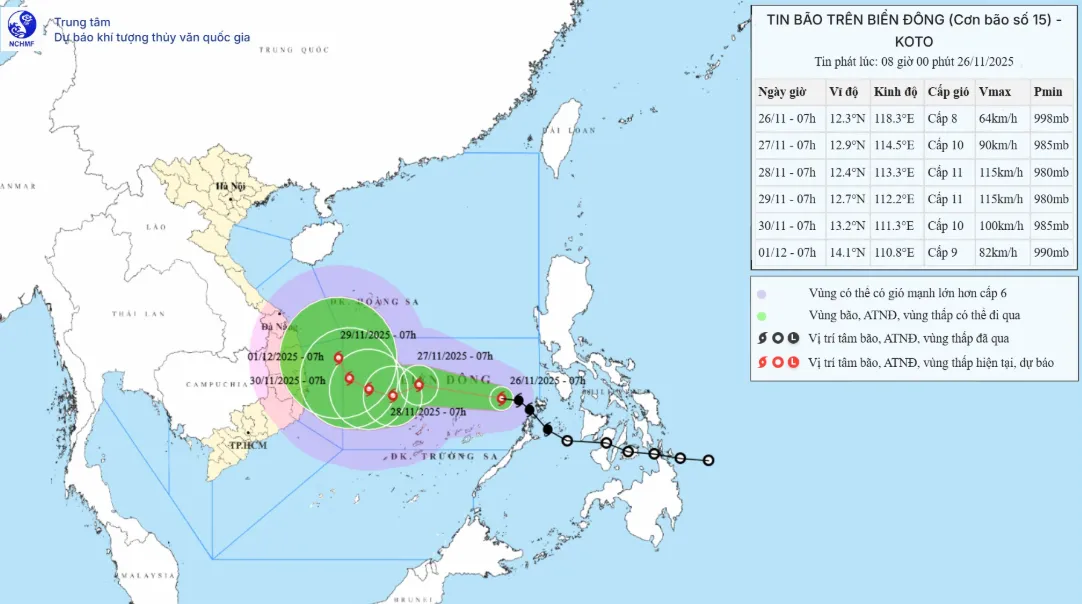 Bão số 15 giật cấp 10, vùng gần tâm bão sóng biển cao 6-8m - Ảnh 1.