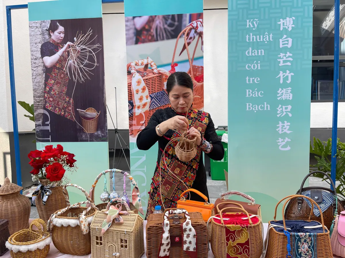 Tuần lễ Văn hoá - Du lịch - Khoa học Quảng Tây (Trung Quốc) khai mạc tại Hà Nội- Ảnh 1.