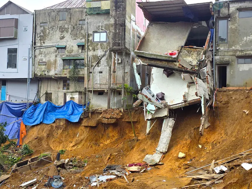 Quảng Trị công bố tình huống khẩn cấp về thiên tai do sụt trượt tại Khe Sanh- Ảnh 1.