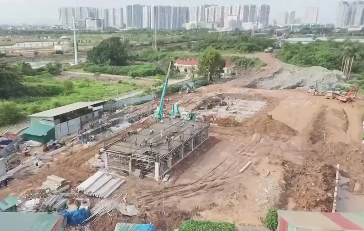 Bổ sung nhiều trạm biến áp công nghệ cao cho lưới điện Hà Nội - Ảnh 1.