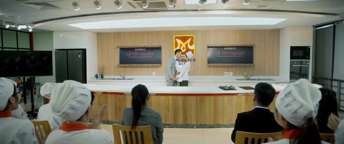 Gió ngang khoảng trời xanh - Tập 48: Mỹ Anh - Đăng chốt mối quan hệ mới, Dũng cầu hôn Ngân 'gây sốt' - Ảnh 4.