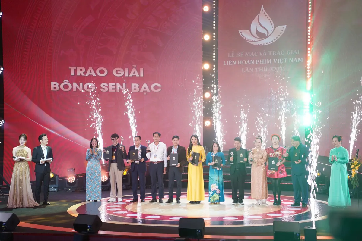 MC VTV, đạo diễn Phạm Thùy Linh: Tôi muốn đưa “Tiếng nói của lương tri” tới đông đảo người xem - Ảnh 1.