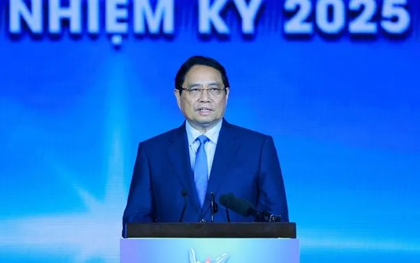 Thủ tướng Phạm Minh Chính phát biểu chỉ đạo Đại hội đại biểu toàn quốc Hội Doanh nhân trẻ Việt Nam lần thứ VIII, nhiệm kỳ 2025-2030. Ảnh: Dương Giang/TTXVN