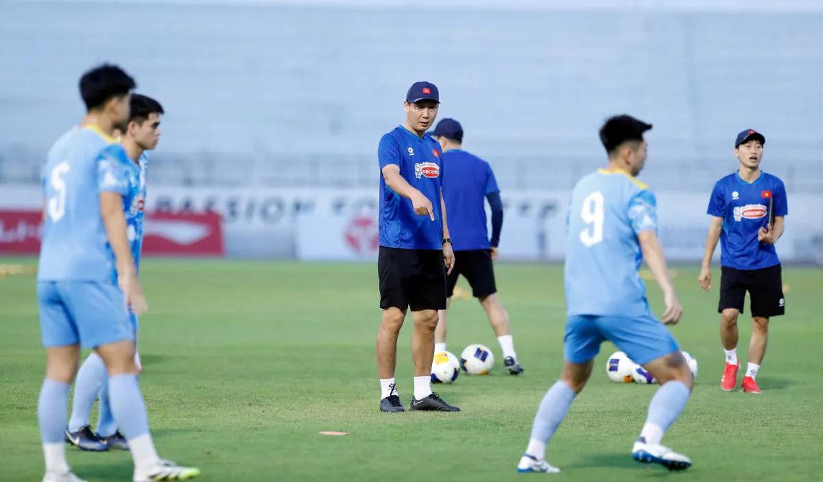 Các cầu thủ U22 Việt Nam tích cực rèn luyện để cạnh tranh suất dự SEA Games 33
- Ảnh 1.