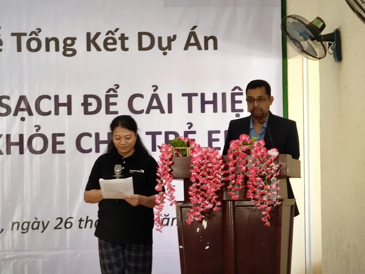 Mang nước sạch cho trẻ em tại Quảng Ngãi - Ảnh 3.