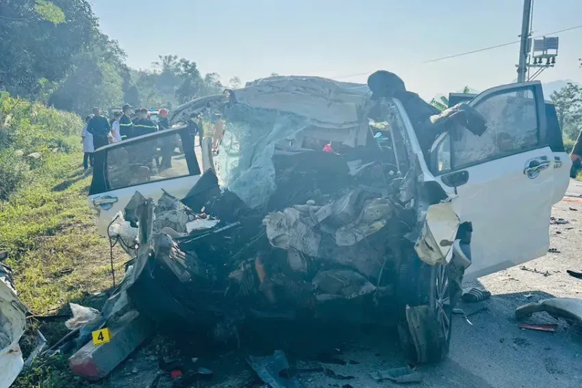 Tạm giữ tài xế xe 7 chỗ trong vụ tai nạn làm 4 người tử vong ở Lạng Sơn - Ảnh 2.