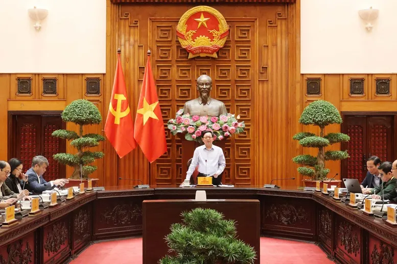 Ph&oacute; Thủ tướng Hồ Quốc Dũng: Đẩy nhanh tiến độ về đổi mới x&acirc;y dựng v&agrave; thi h&agrave;nh ph&aacute;p luật - Ảnh 2.