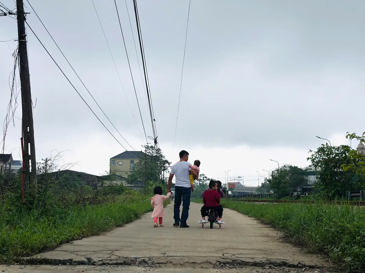 Chuyến xe tử tế mang những &ldquo;ngọn lửa y&ecirc;u thương&rdquo; sưởi ấm m&ugrave;a đ&ocirc;ng xứ Nghệ- Ảnh 15.