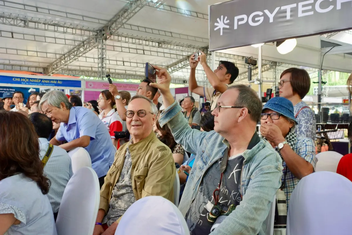 Lễ hội Nhiếp ảnh Quốc tế TP Hồ Chí Minh: Tôn vinh giá trị con người trong kỷ nguyên AI- Ảnh 3.