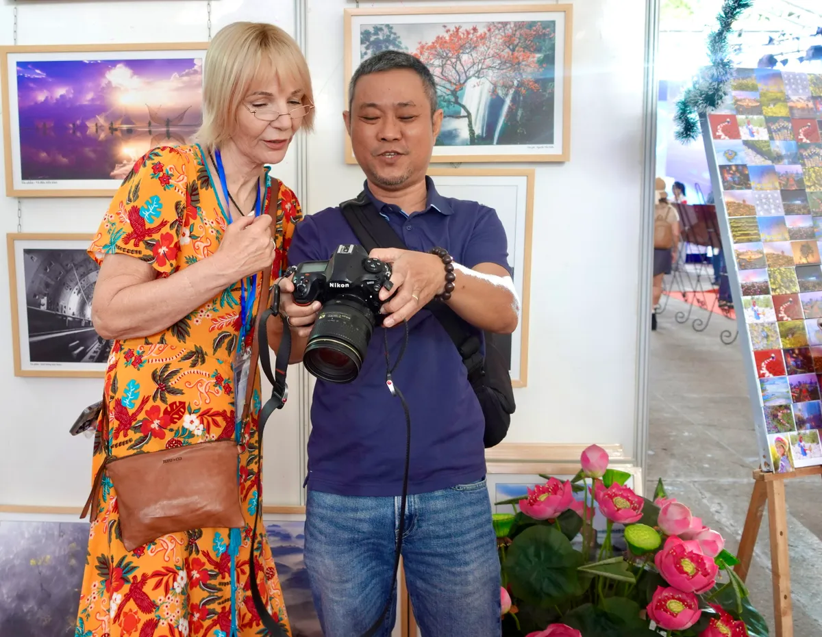 Lễ hội Nhiếp ảnh Quốc tế TP Hồ Chí Minh: Tôn vinh giá trị con người trong kỷ nguyên AI- Ảnh 14.