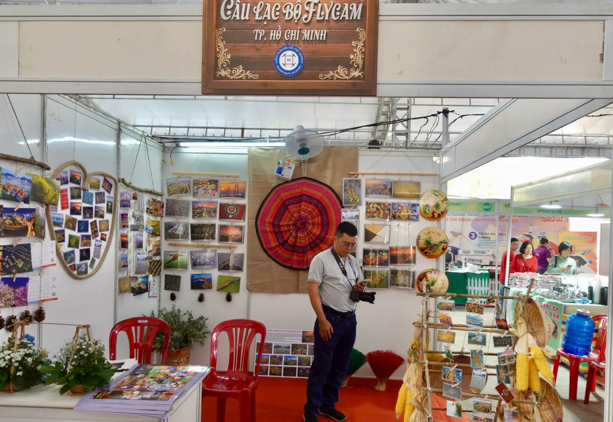 Lễ hội Nhiếp ảnh Quốc tế TP Hồ Chí Minh: Tôn vinh giá trị con người trong kỷ nguyên AI- Ảnh 11.