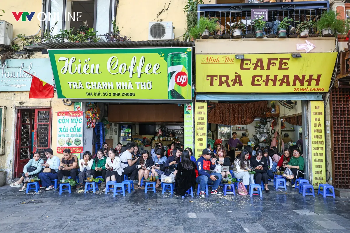 Nhiều tuyến phố tại phường Hoàn Kiếm sạch thoáng sau nhiều ngày ra quân xử lý - Ảnh 8.