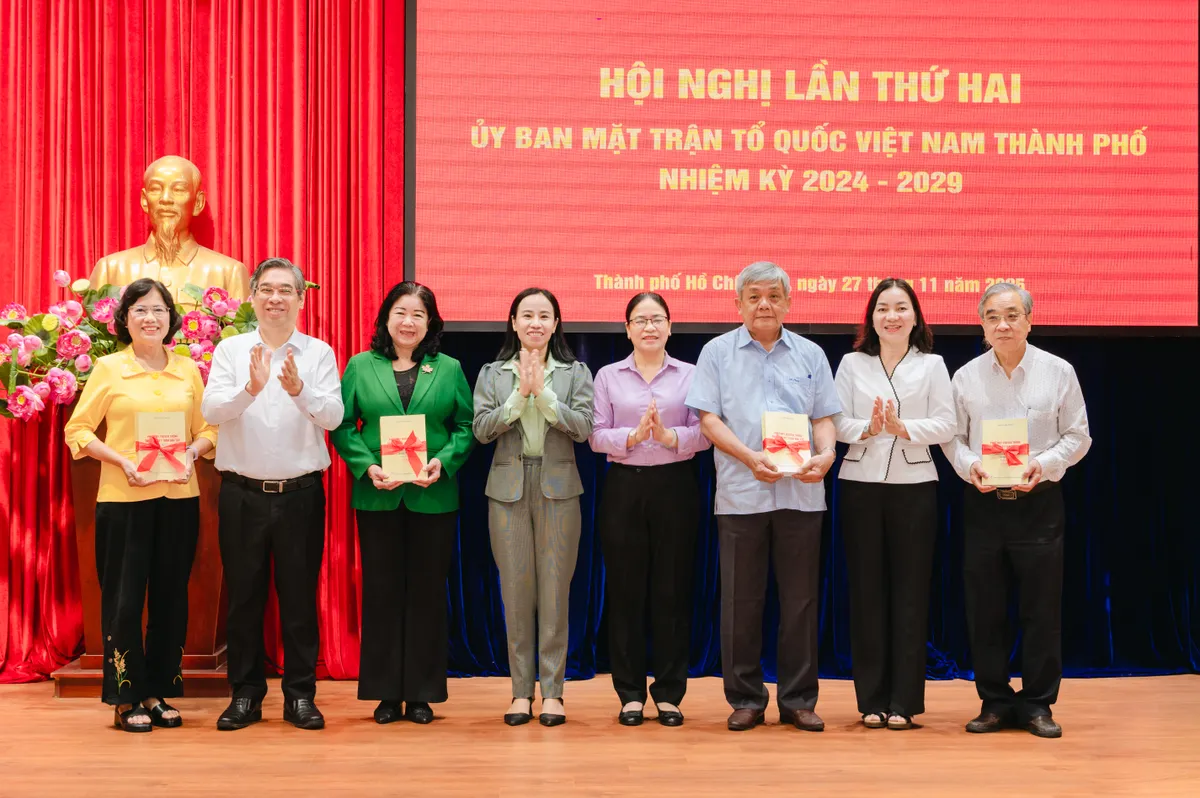 Ủy ban MTTQ Việt Nam TP Hồ Chí Minh bổ sung thêm 6 tổ chức thành viên mới trước thềm Đại hội lần thứ I - Ảnh 1.