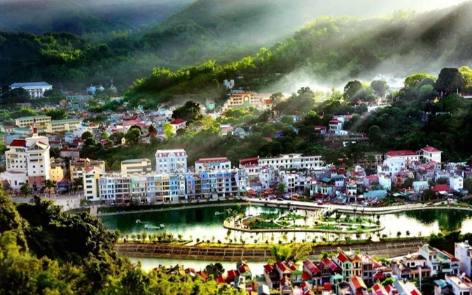 Sơn La phấn đấu hoàn thành cao nhất các chỉ tiêu, nhiệm vụ phát triển kinh tế - xã hội năm 2025.