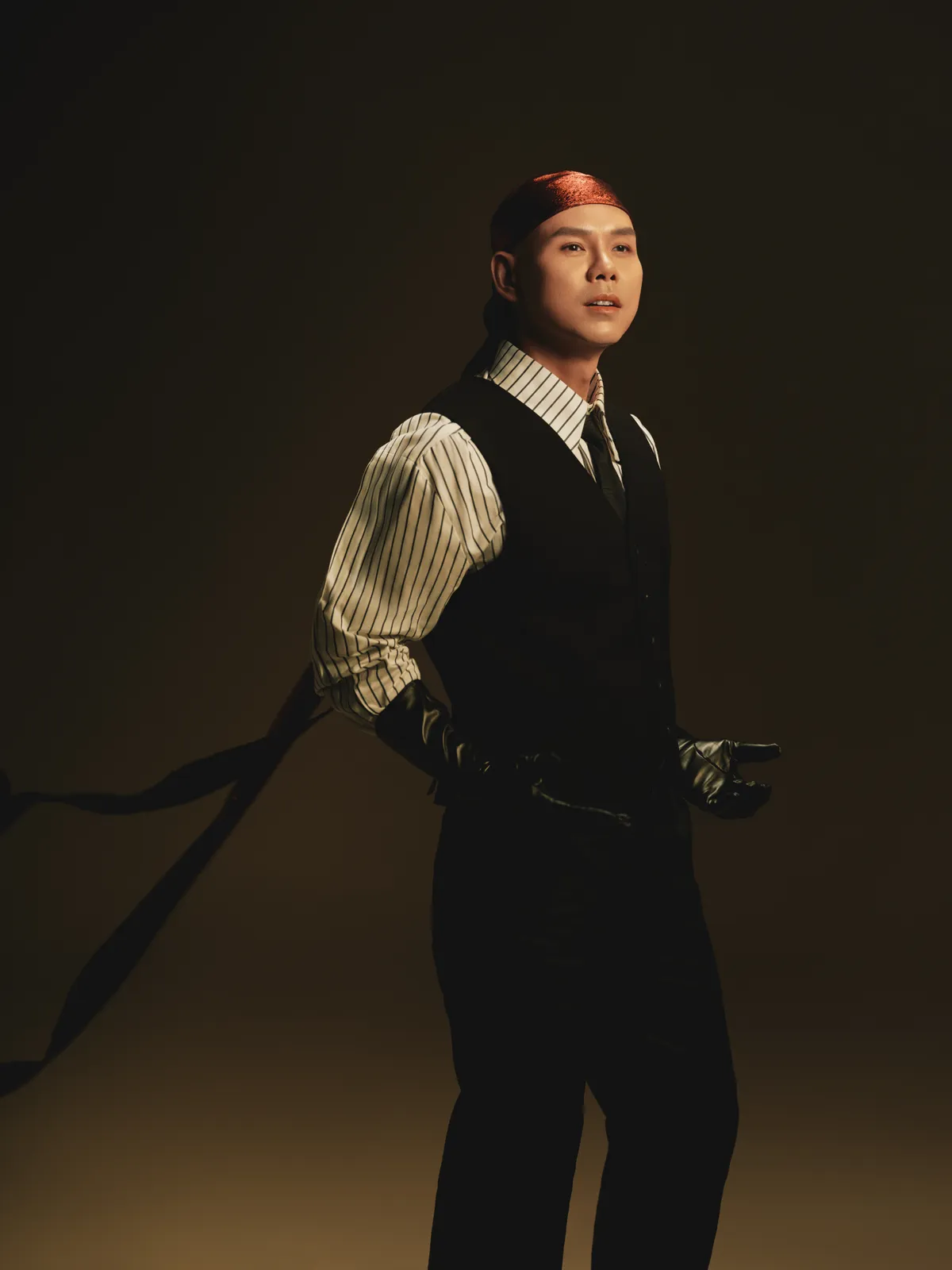 Có gì trong đêm nhạc “Đinh Show” của Phan Đinh Tùng tại Hà Nội? - Ảnh 1.