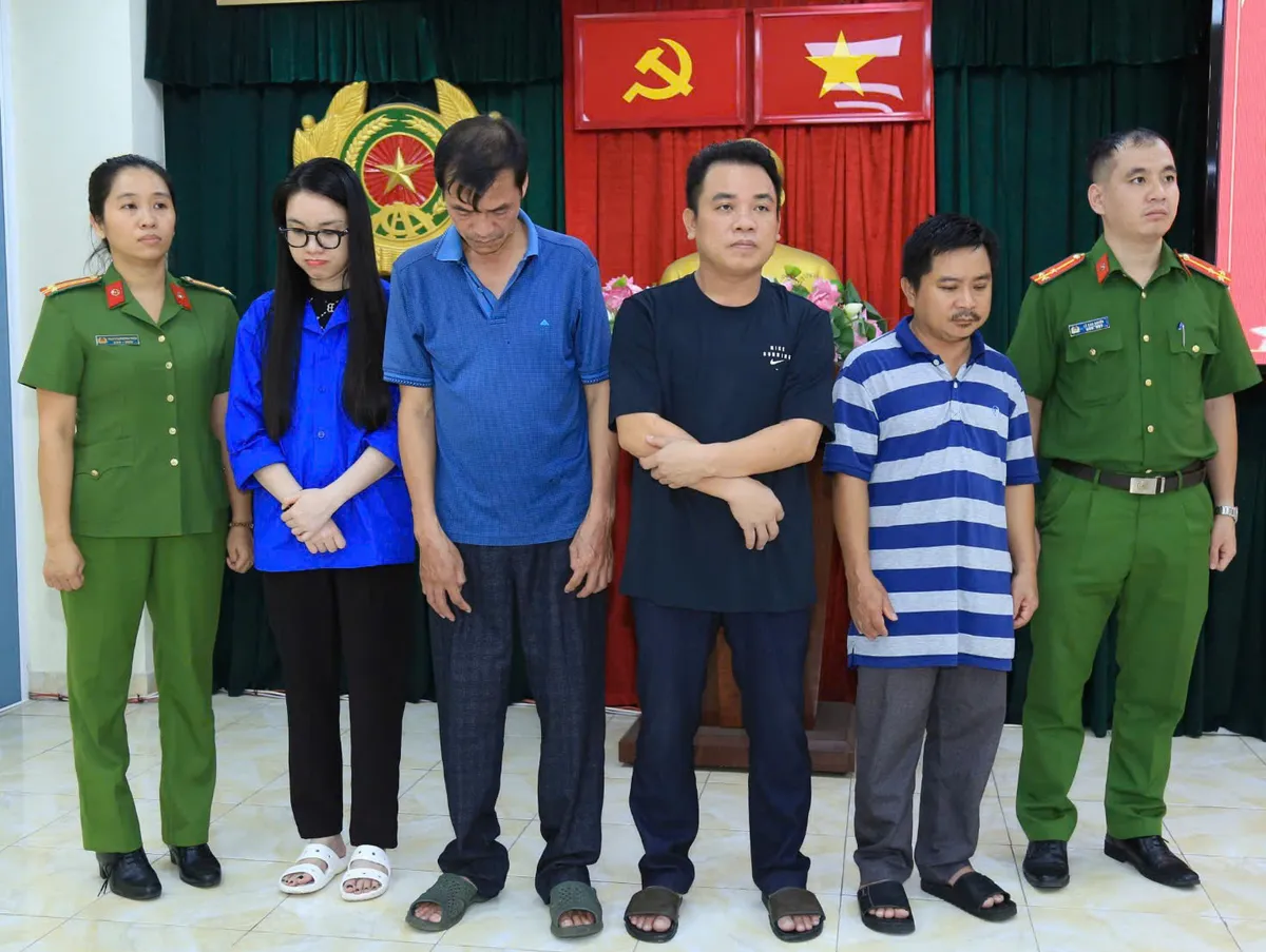 Khởi tố đường dây mua bán hóa đơn GTGT khống hơn 4.000 tỷ đồng tại Đồng Nai - Ảnh 1.