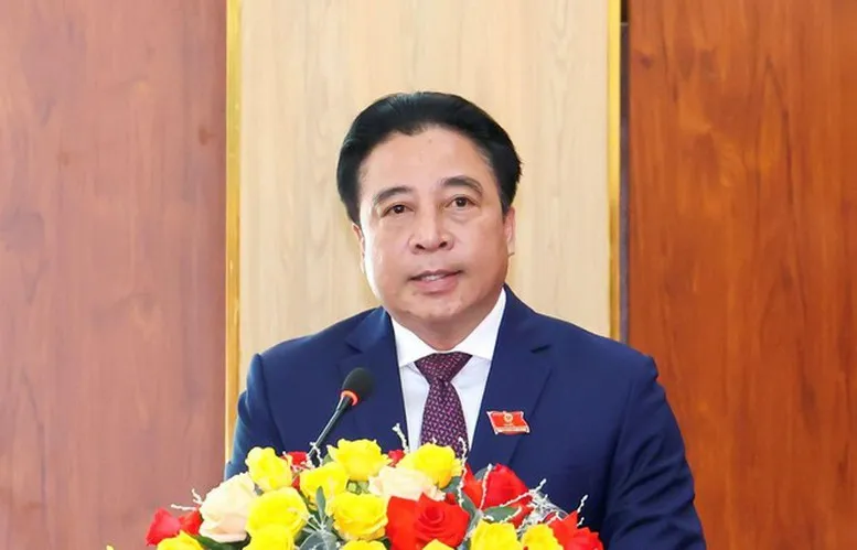 Ph&ecirc; chuẩn nh&acirc;n sự 3 địa phương H&agrave; Tĩnh, Huế, Kh&aacute;nh H&ograve;a - Ảnh 1.