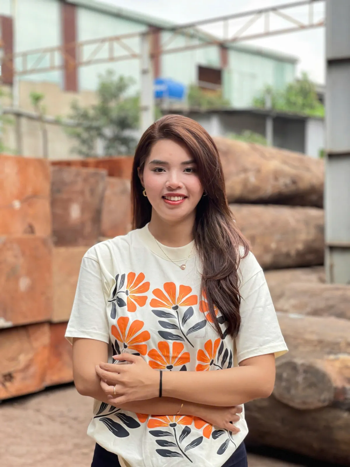 Cô gái Gen Z "lột xác" doanh nghiệp truyền thống - Ảnh 1.