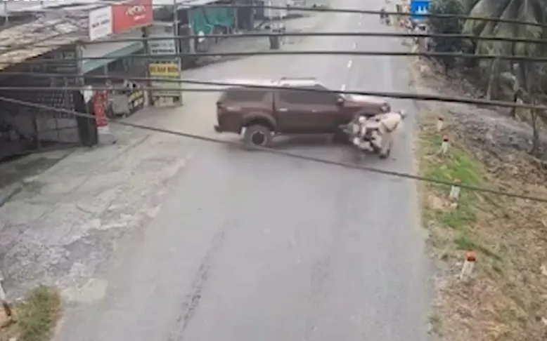 Đối tượng Nguyễn Võ Hoài Nhớ điều khiển phương tiện tông ngã mô tô cảnh sát